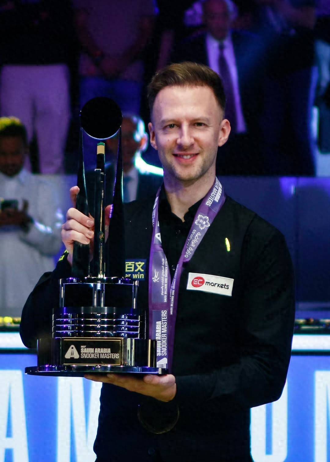 频频错失良 频频错失良