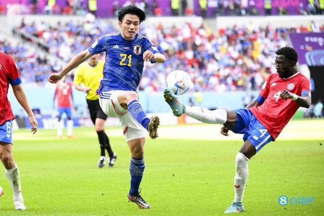 他也乐意接 他也乐意接