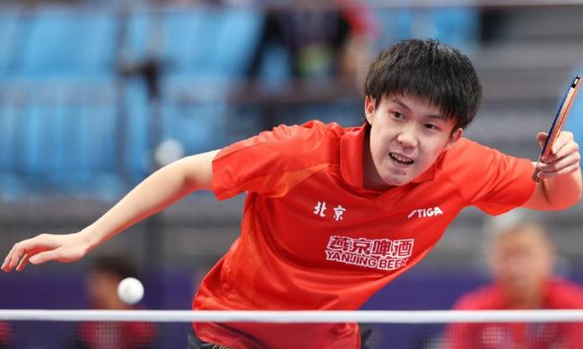 年吸引了大 年吸引了大